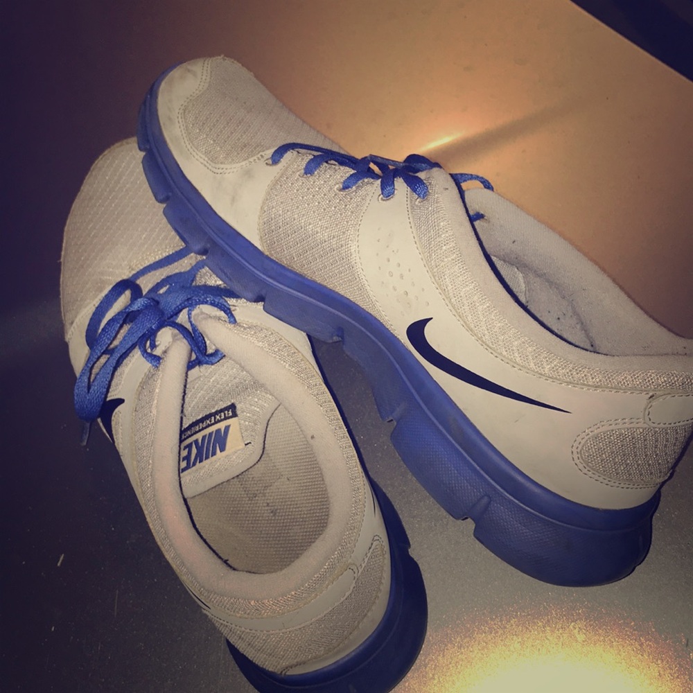 Nike Flex Experience RN!! Size 11.5